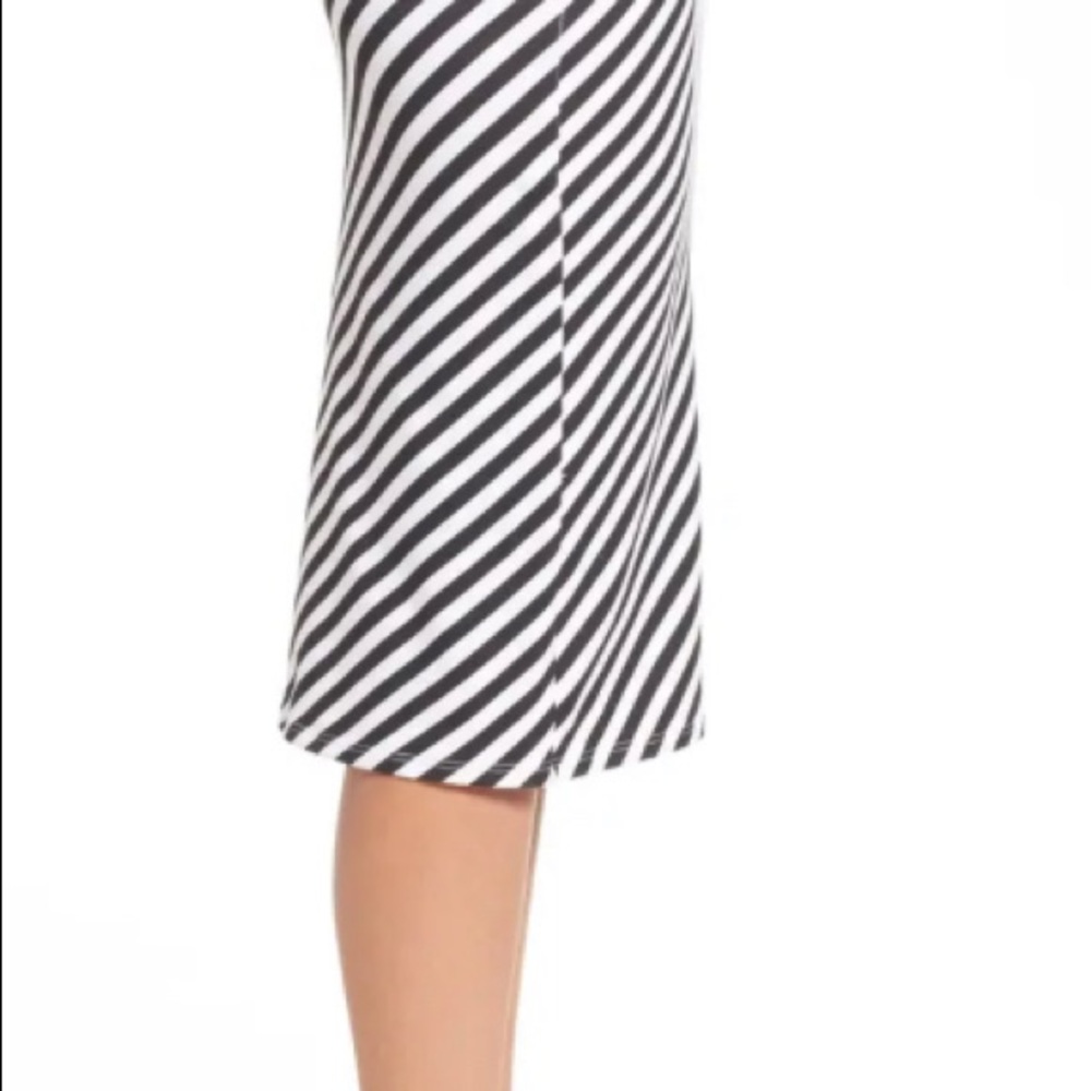 ❤︎ VOLCOM ❤︎ Futures Past Pencil Skirt - Picture 3 of 8